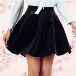 LC Lauren Conrad Black Velvet Pleated Skirt